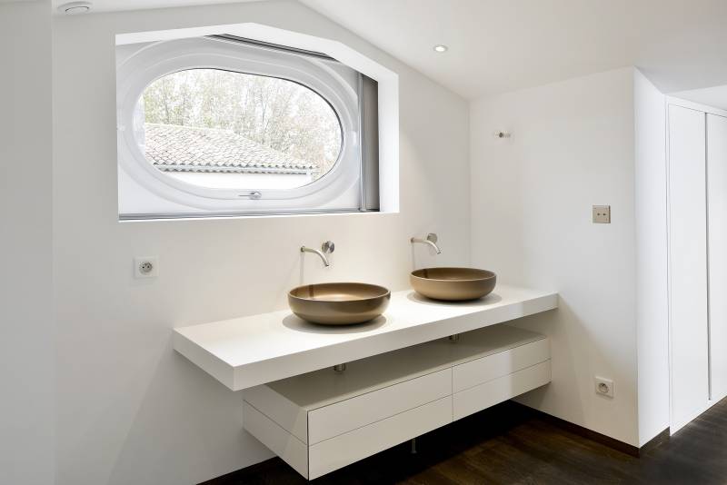 Vasques salle de bain haut de gamme pour villa de luxe à Saint-Tropez