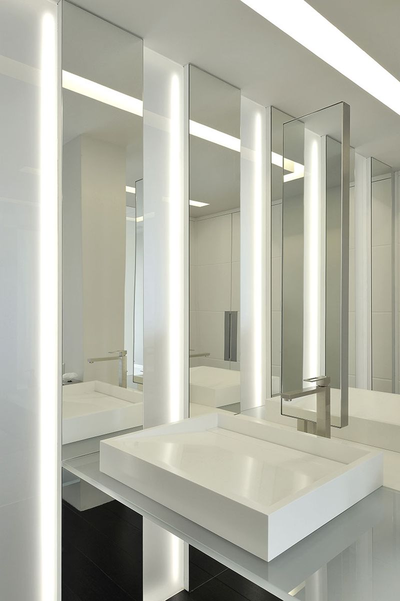 Lavabo de salle de bain en verre à Genève